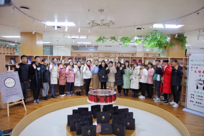 国产成人精品一区二区三区