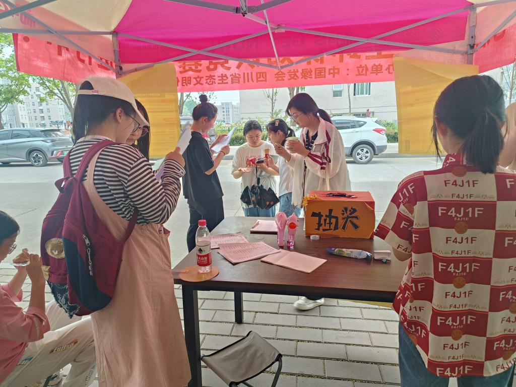 国产成人精品一区二区三区