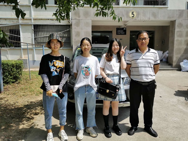 国产成人精品一区二区三区