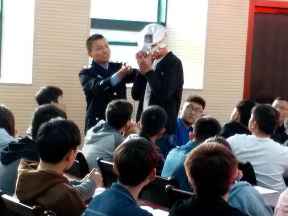 国产成人精品一区二区三区