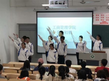 国产成人精品一区二区三区