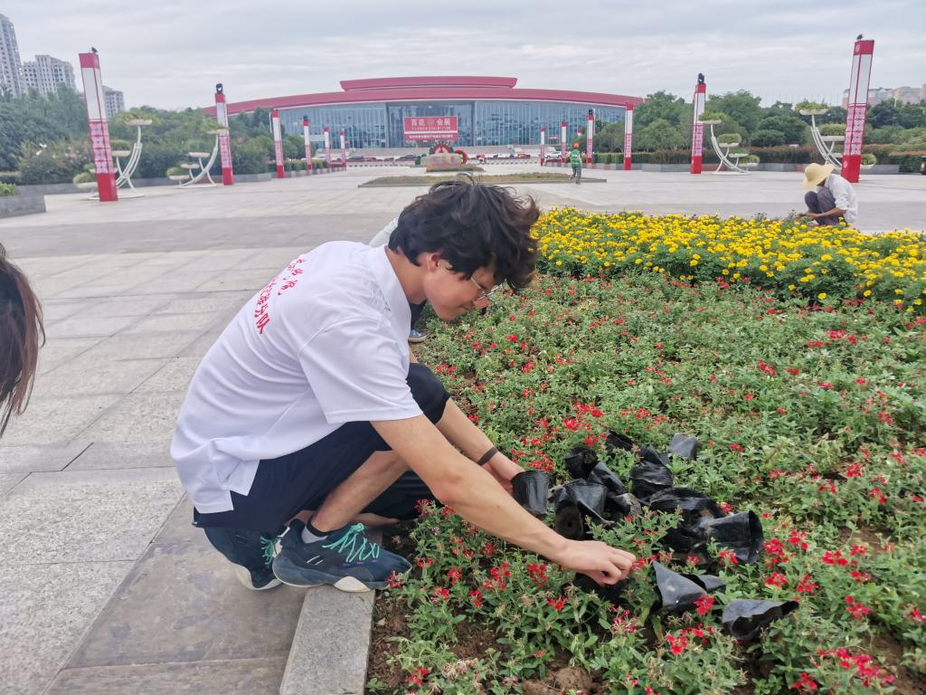 国产成人精品一区二区三区