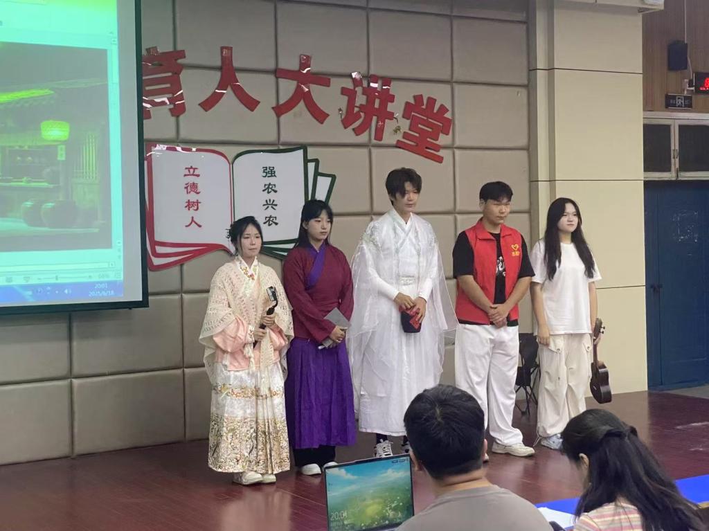 国产成人精品一区二区三区