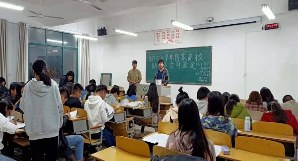 国产成人精品一区二区三区