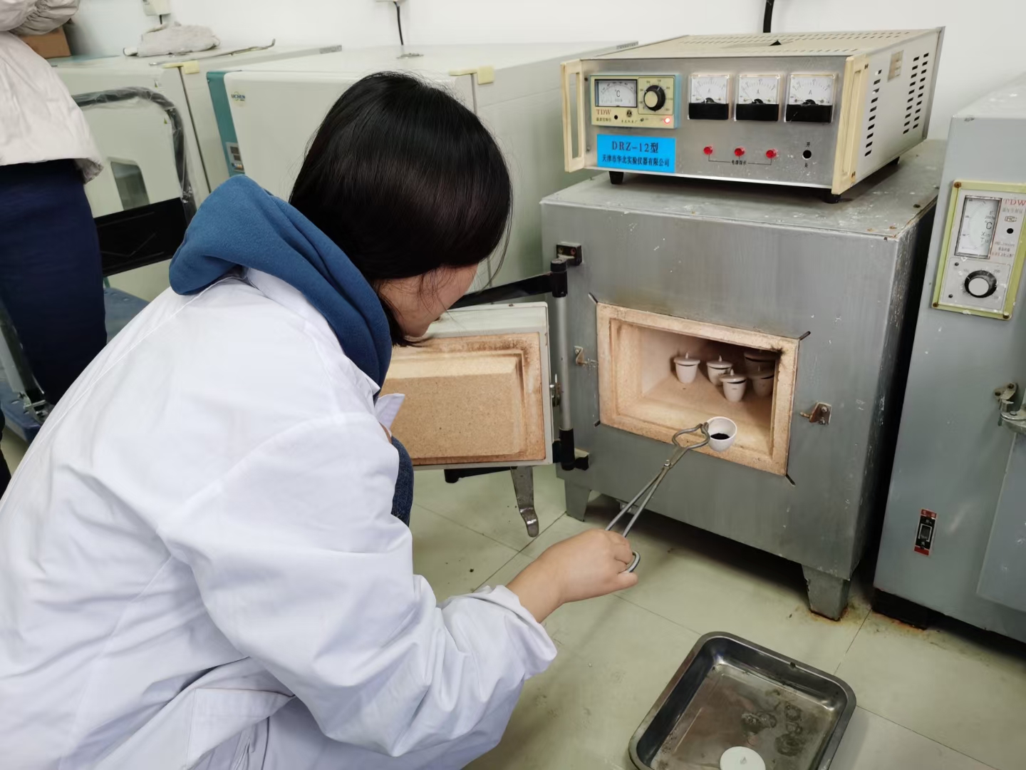国产成人精品一区二区三区