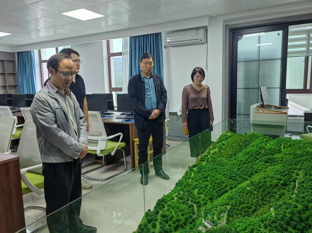 国产成人精品一区二区三区