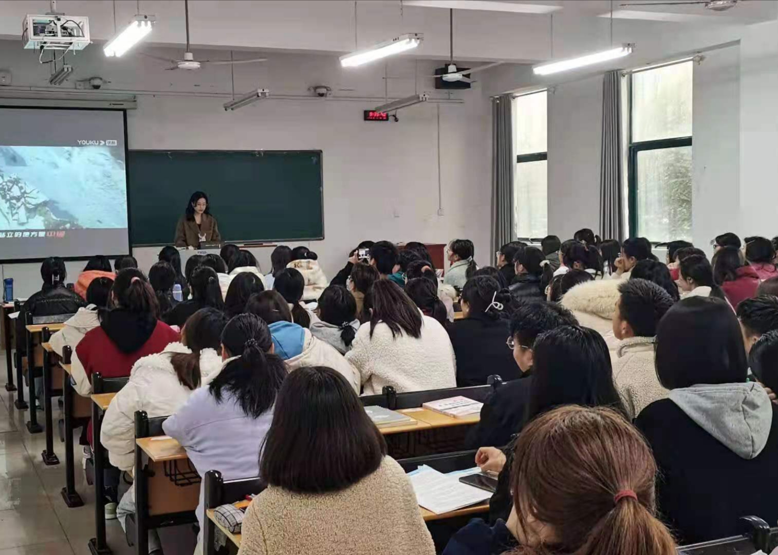 国产成人精品一区二区三区