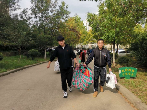 国产成人精品一区二区三区