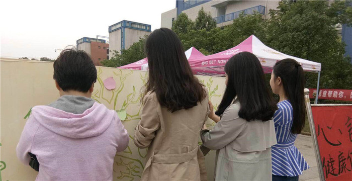 国产成人精品一区二区三区