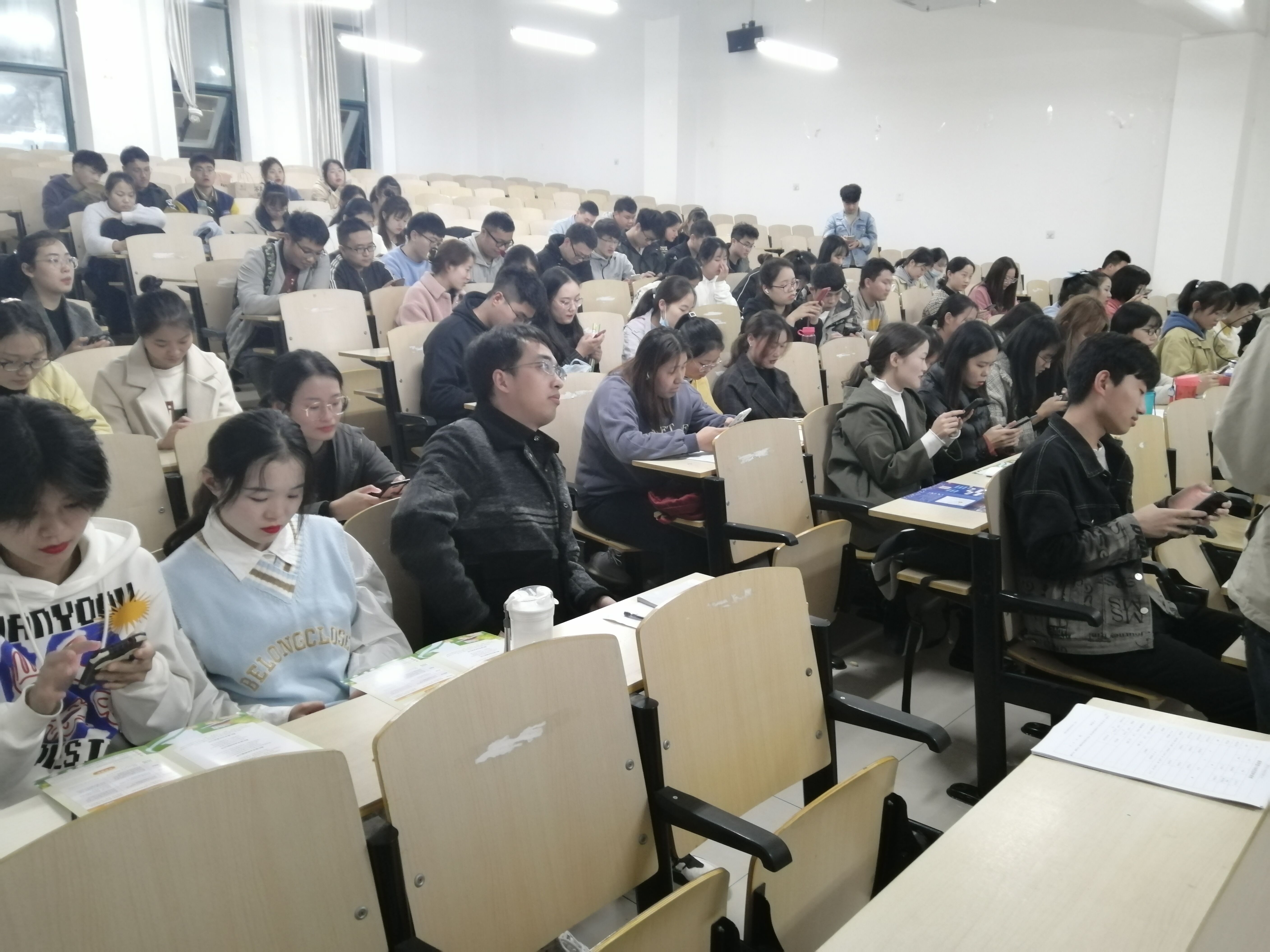 国产成人精品一区二区三区
