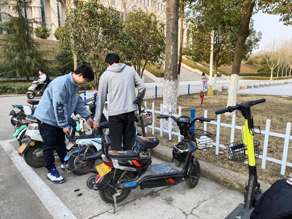 国产成人精品一区二区三区