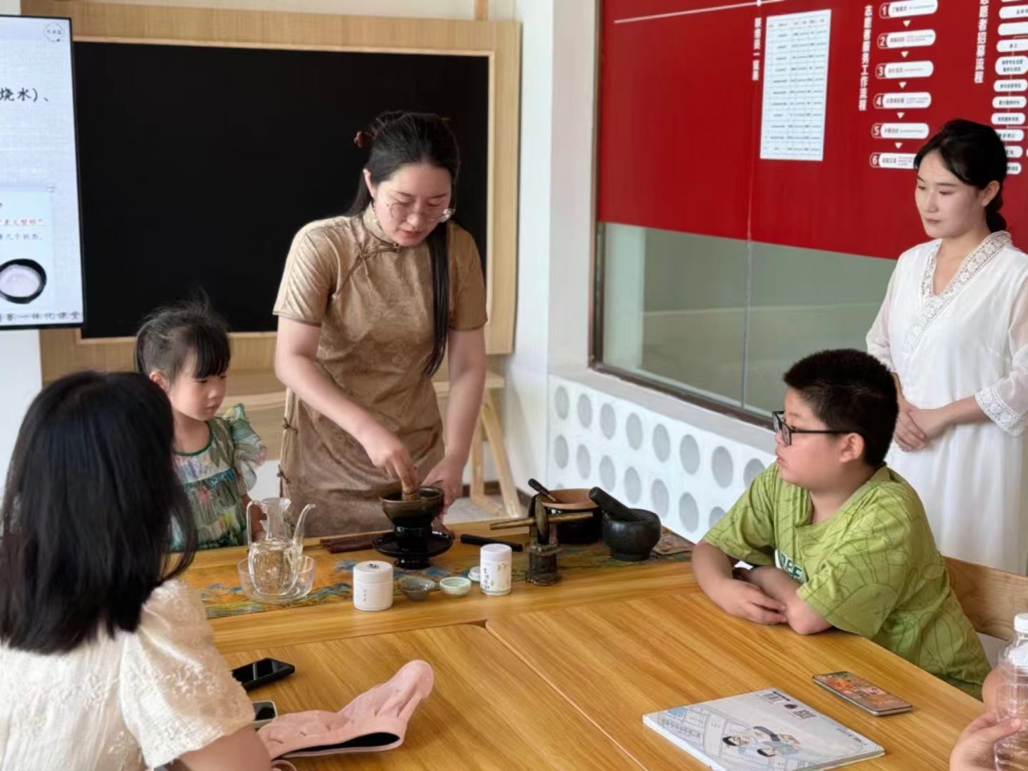 国产成人精品一区二区三区