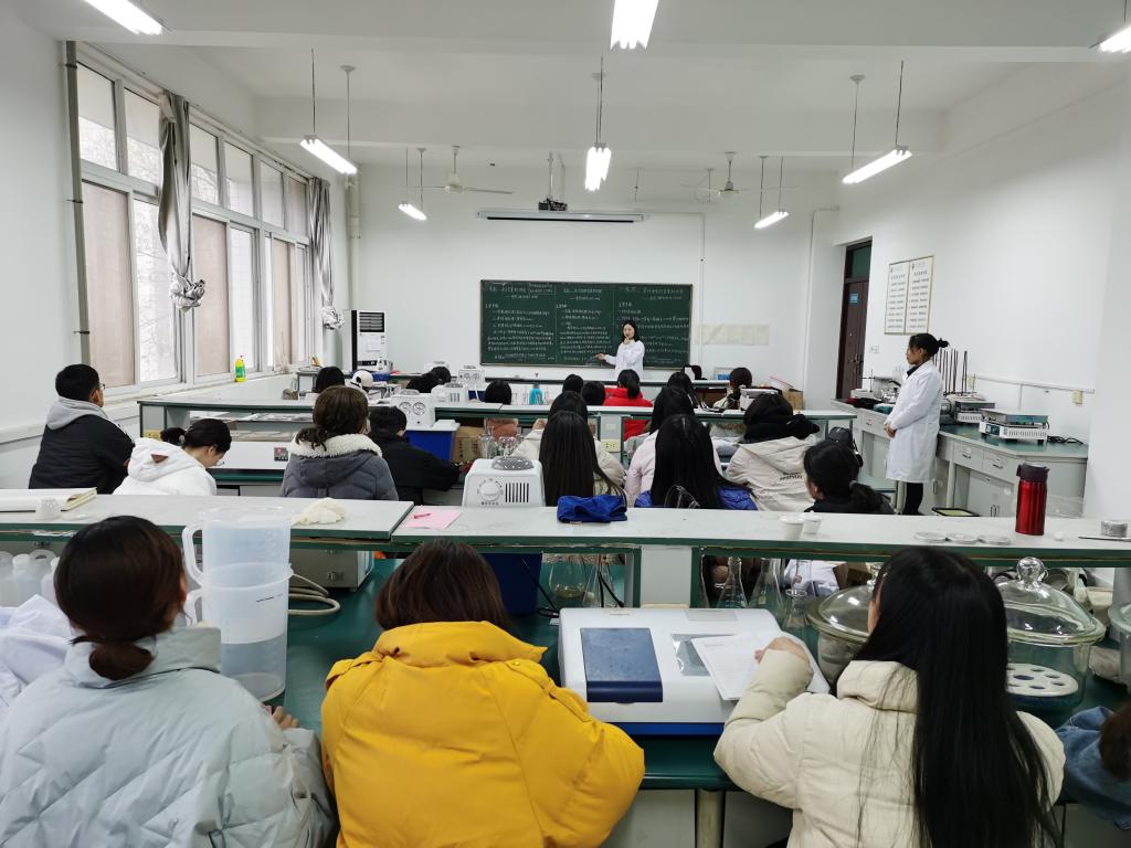 国产成人精品一区二区三区