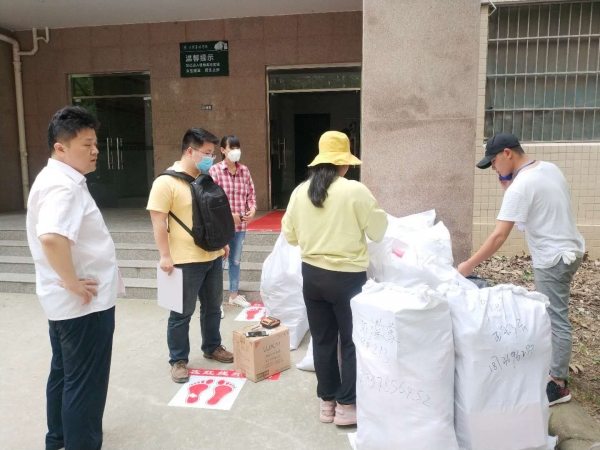 国产成人精品一区二区三区
