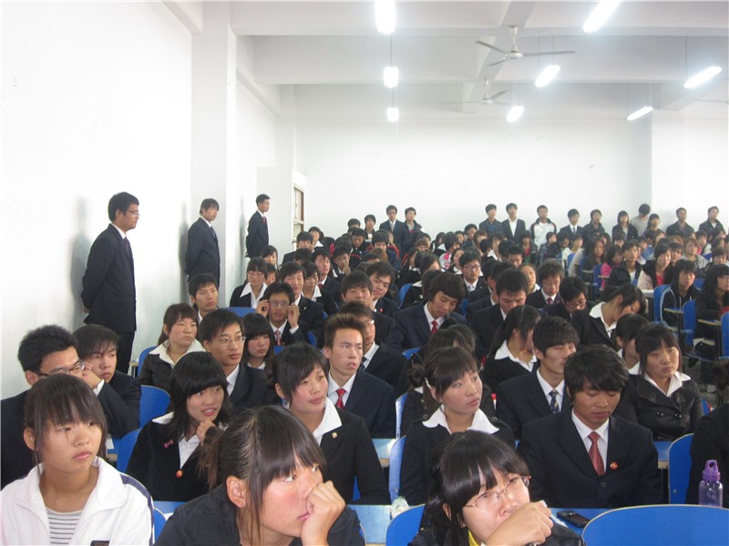 国产成人精品一区二区三区