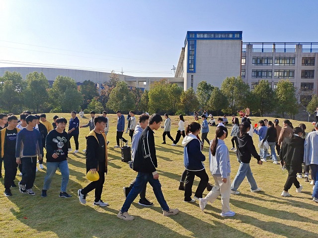 国产成人精品一区二区三区
