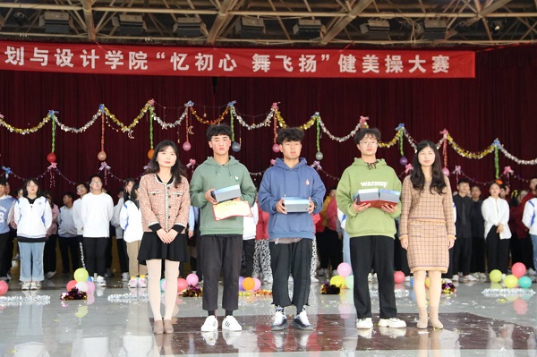 国产成人精品一区二区三区