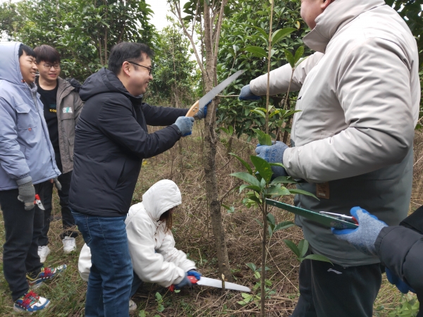 国产成人精品一区二区三区