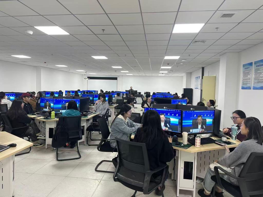 国产成人精品一区二区三区