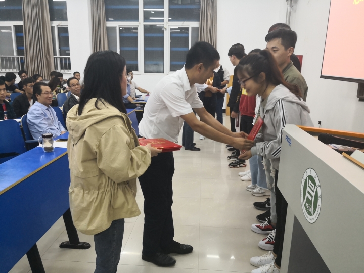 国产成人精品一区二区三区