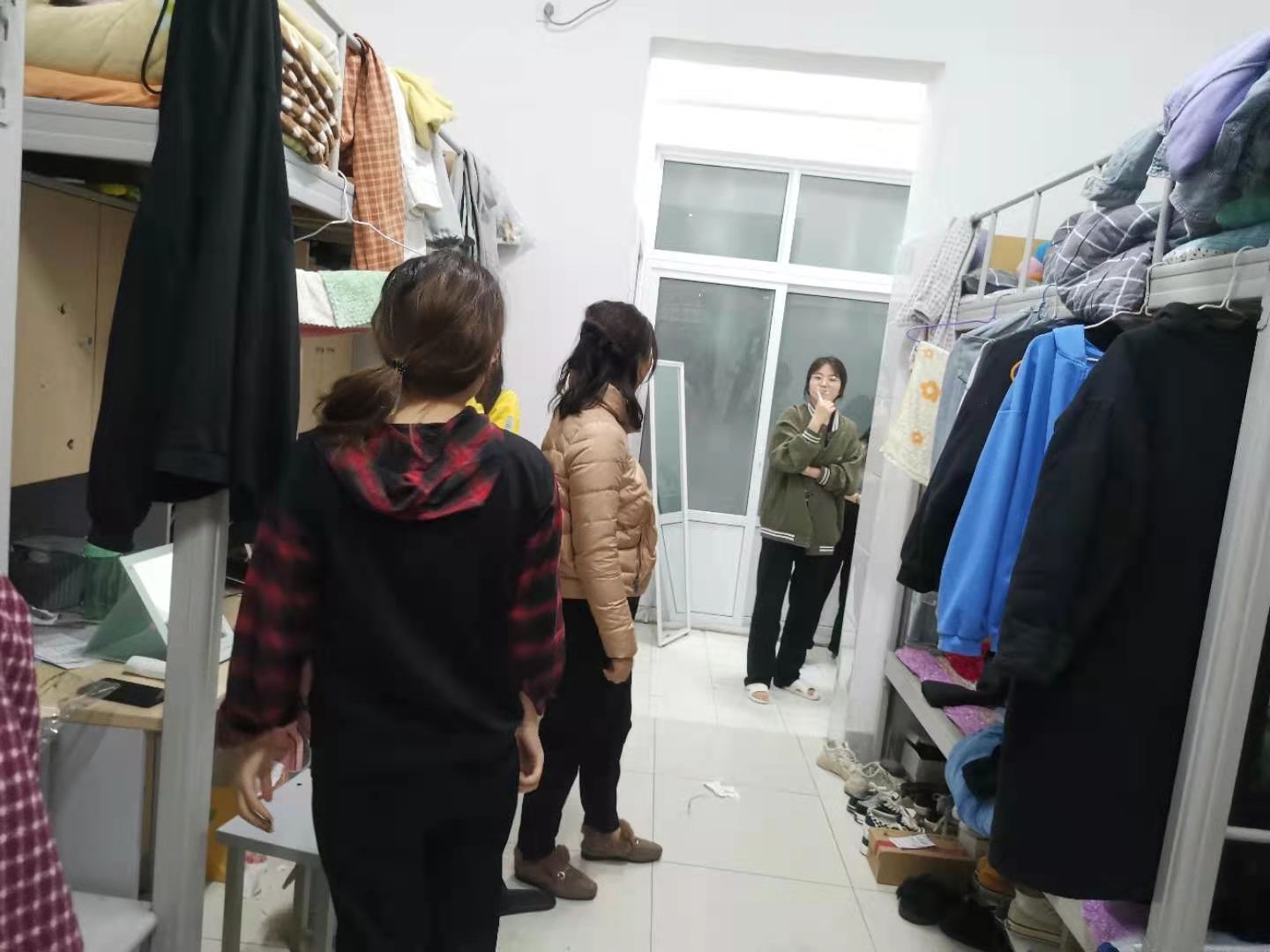 国产成人精品一区二区三区