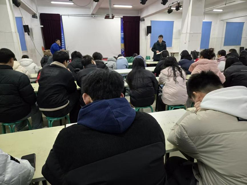 国产成人精品一区二区三区