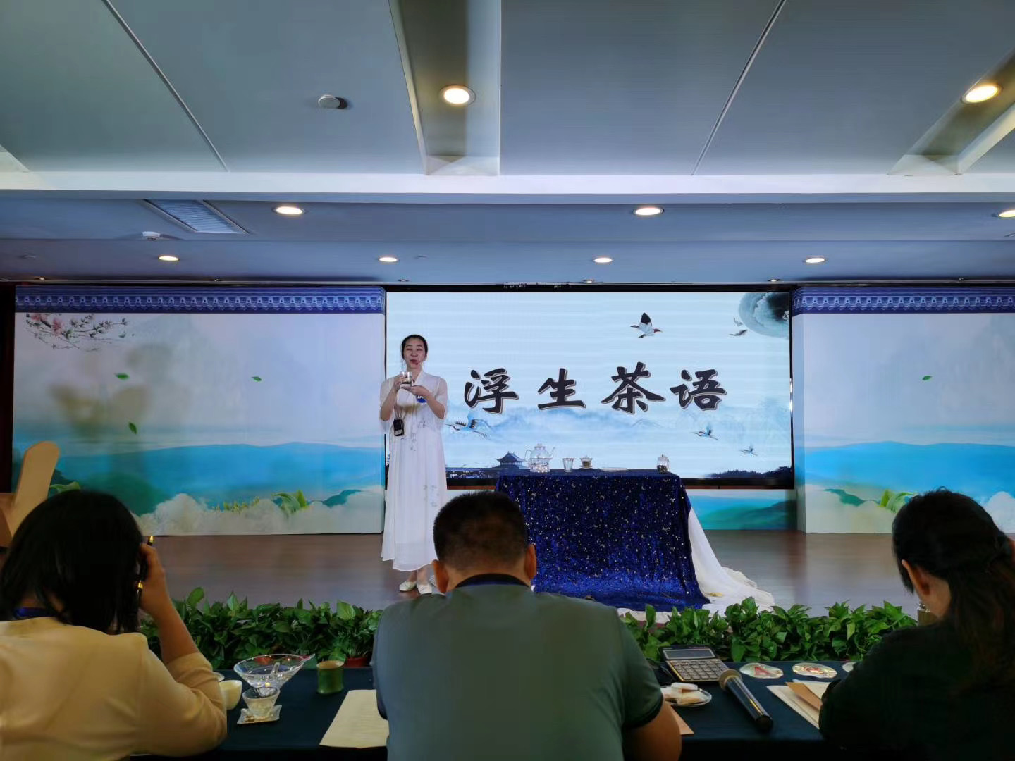 国产成人精品一区二区三区