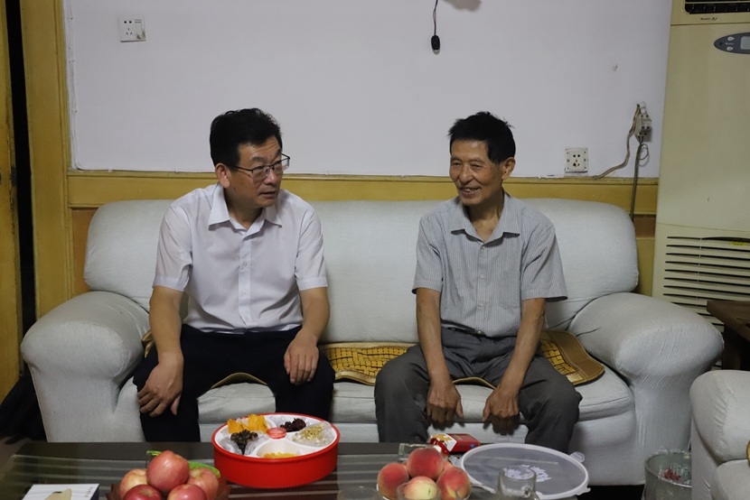 国产成人精品一区二区三区
