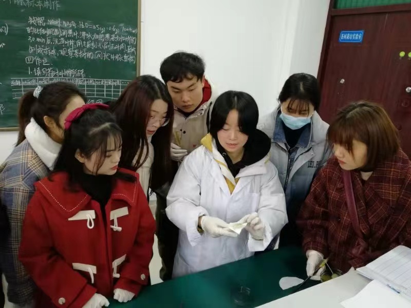 国产成人精品一区二区三区
