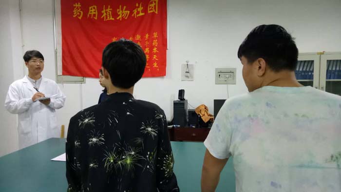 国产成人精品一区二区三区