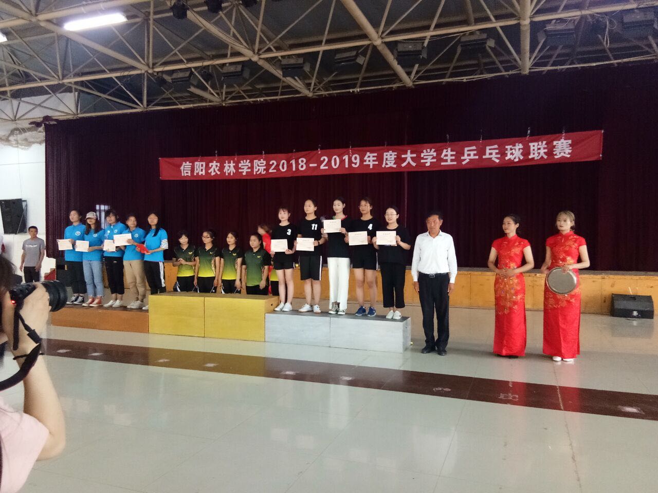 国产成人精品一区二区三区