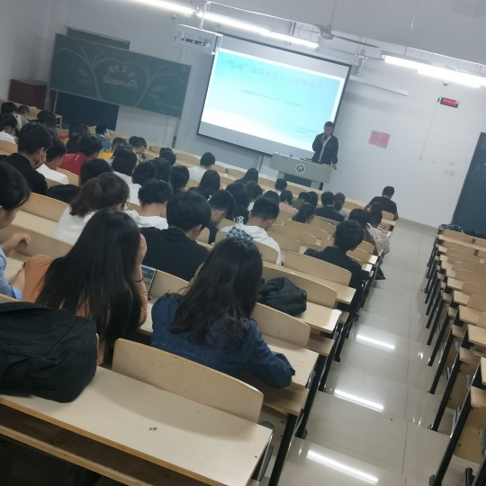 国产成人精品一区二区三区