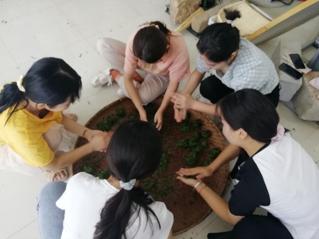 国产成人精品一区二区三区