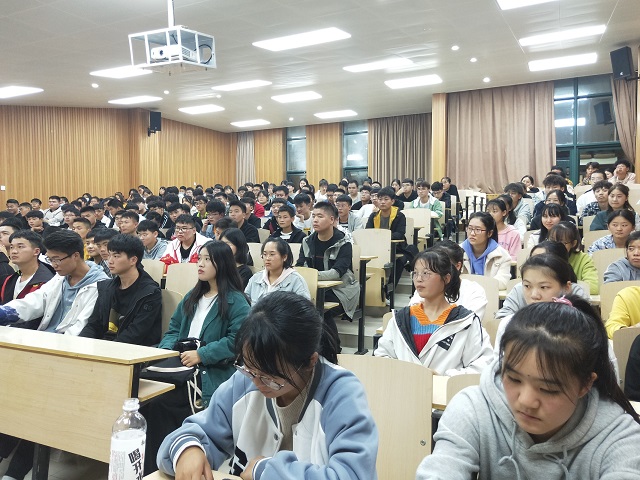 国产成人精品一区二区三区
