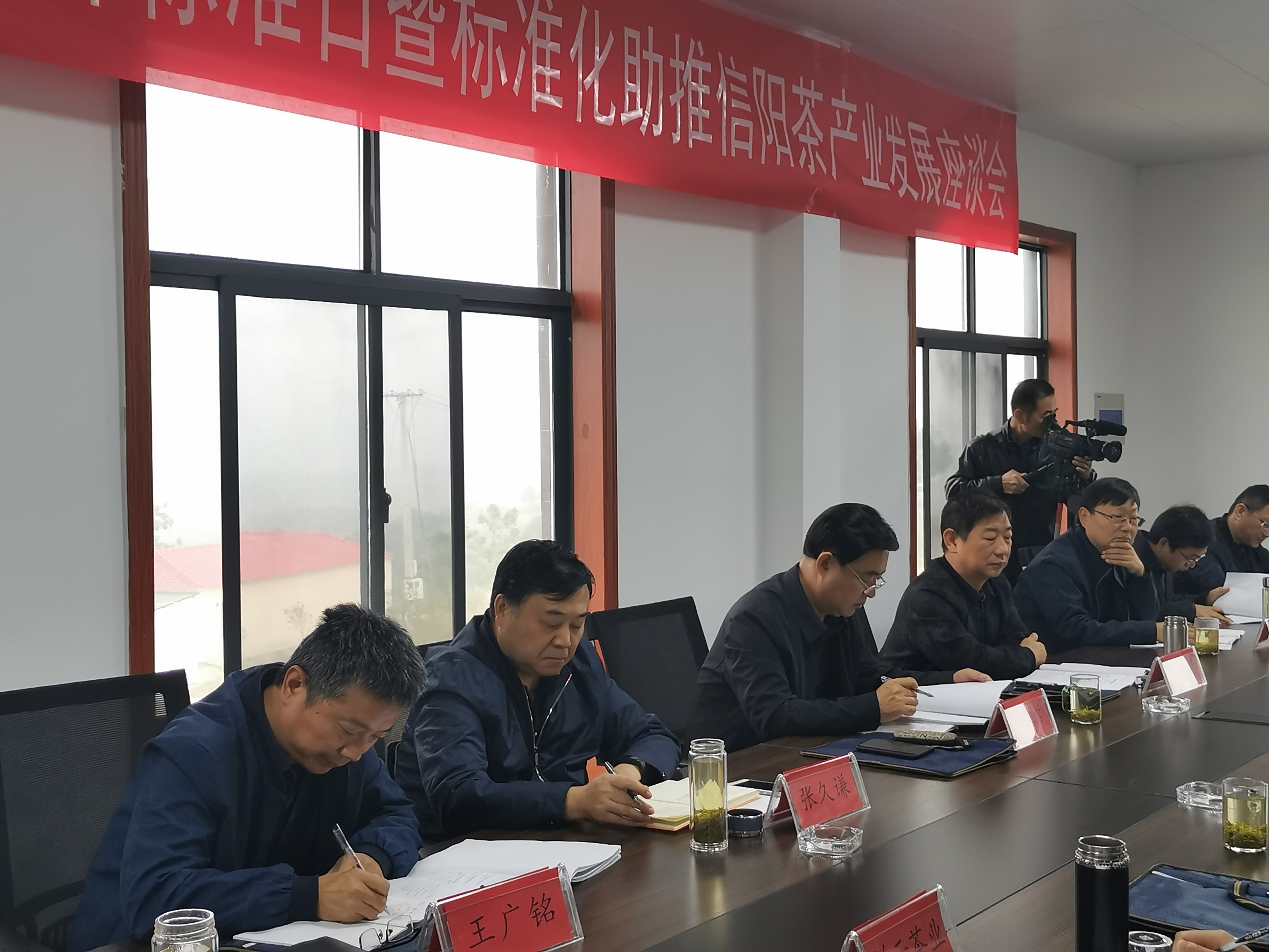 国产成人精品一区二区三区