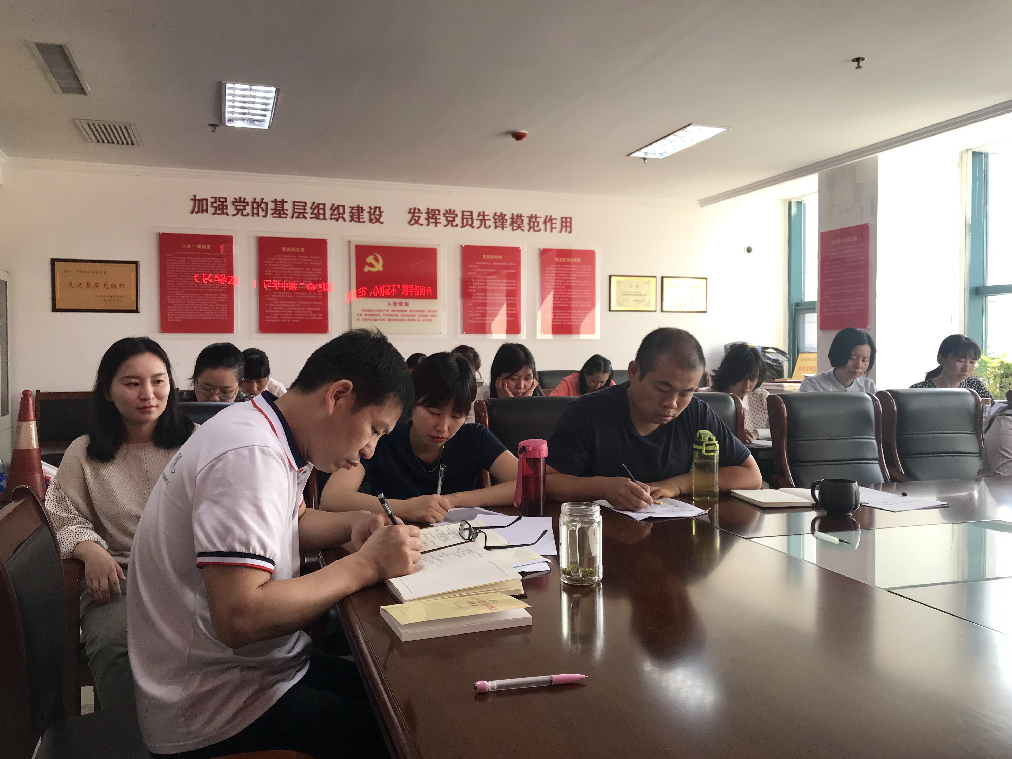 国产成人精品一区二区三区