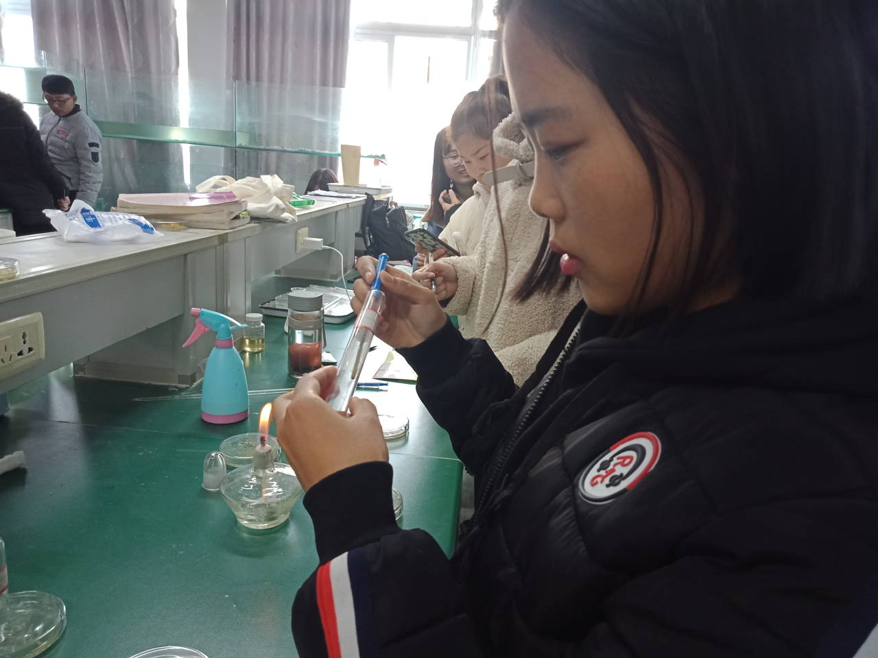 国产成人精品一区二区三区
