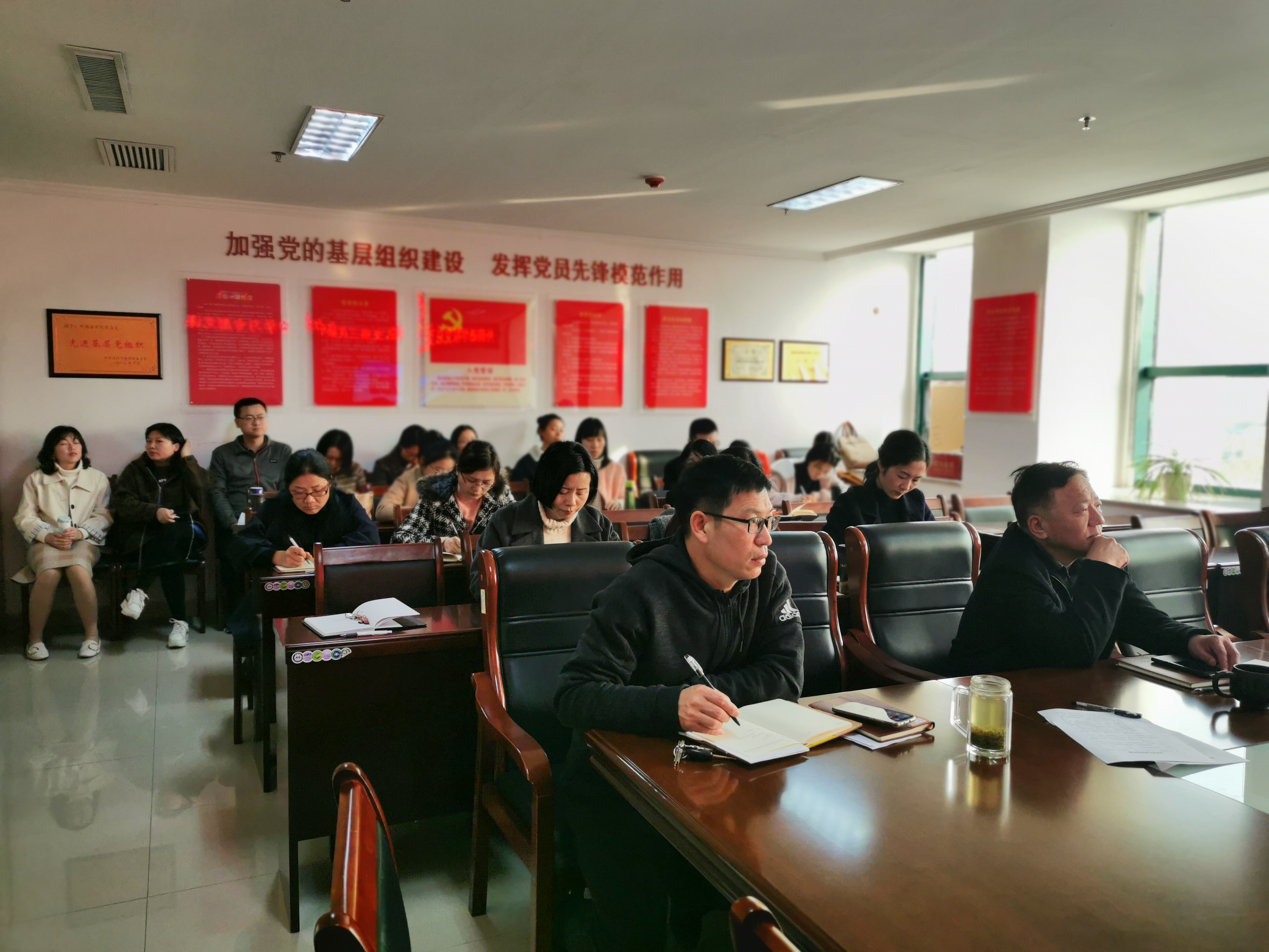 国产成人精品一区二区三区