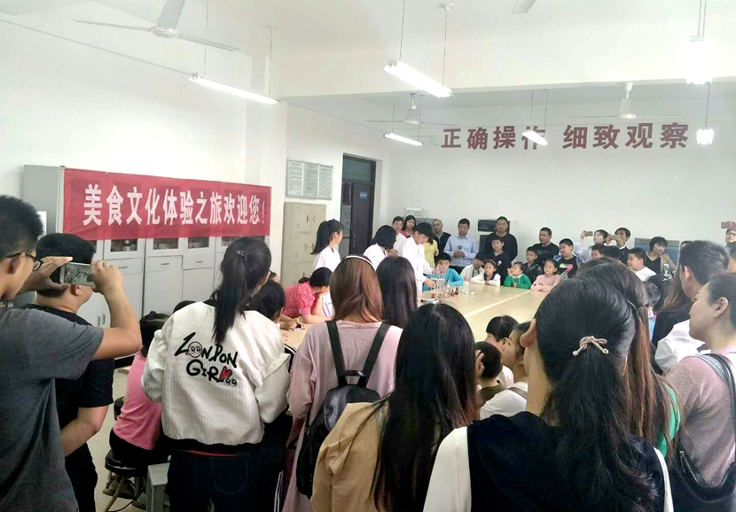 国产成人精品一区二区三区