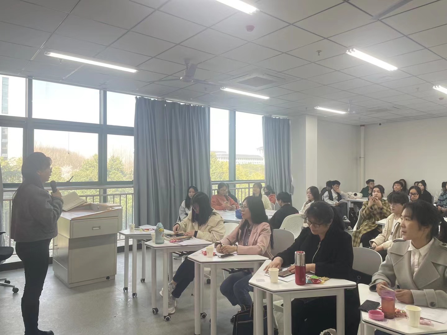 国产成人精品一区二区三区