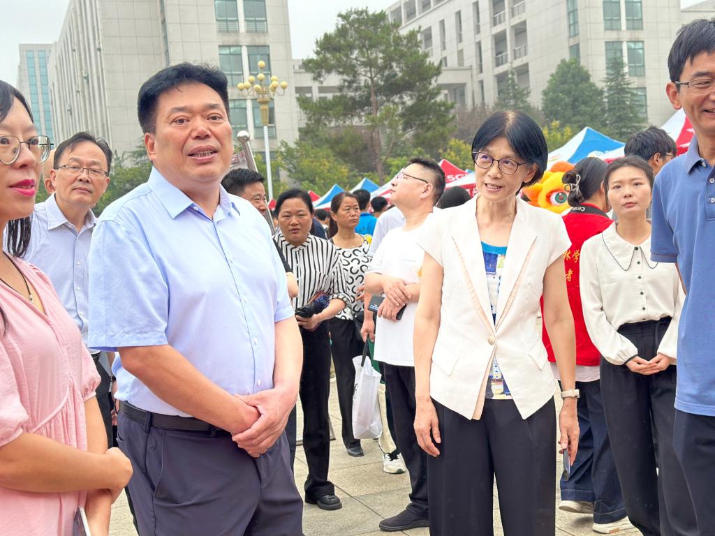 国产成人精品一区二区三区