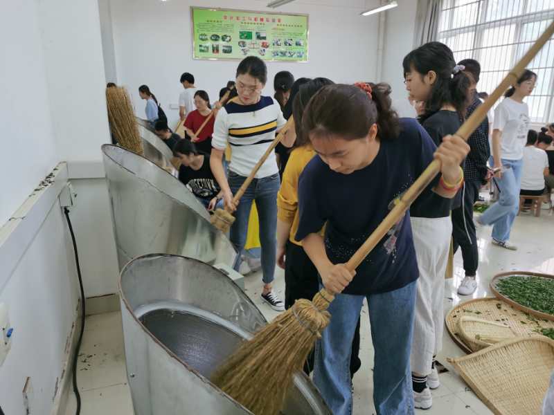 国产成人精品一区二区三区