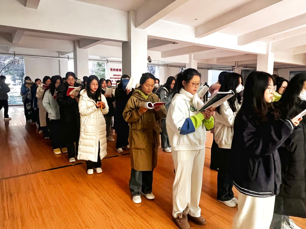 国产成人精品一区二区三区