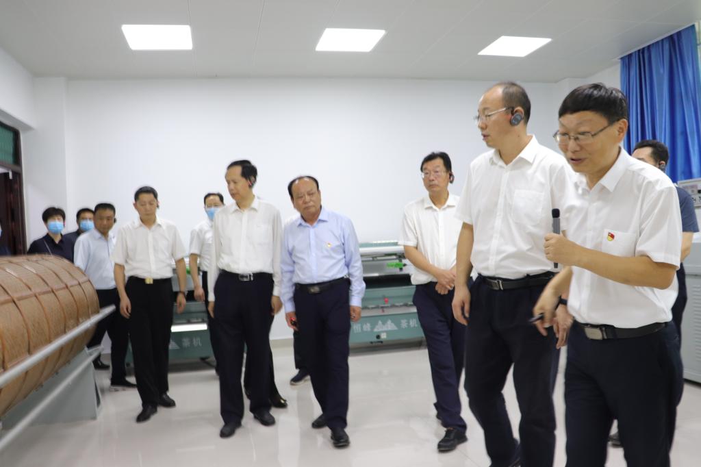 国产成人精品一区二区三区