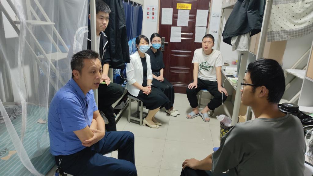 国产成人精品一区二区三区