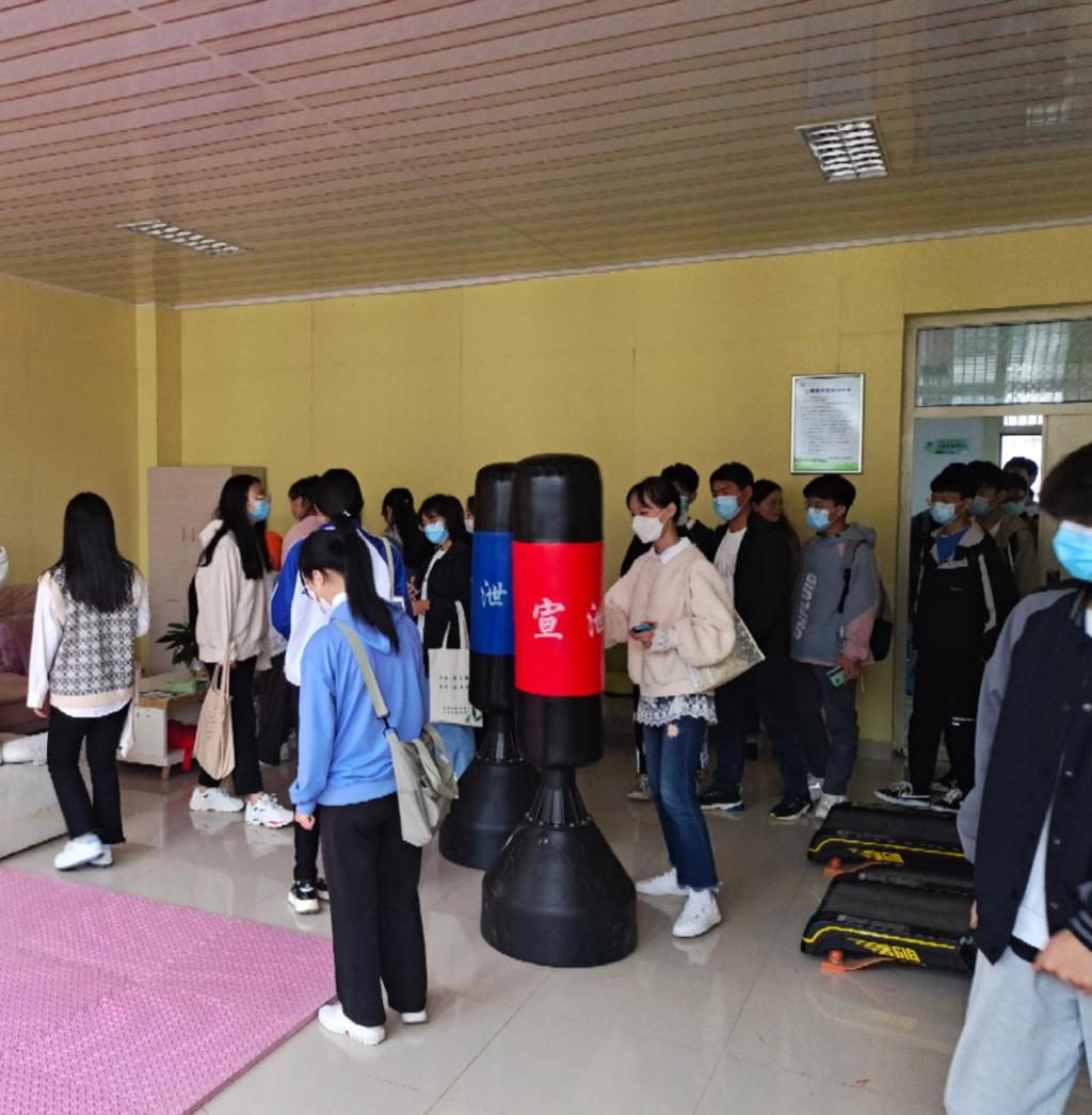 国产成人精品一区二区三区