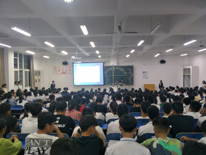 国产成人精品一区二区三区