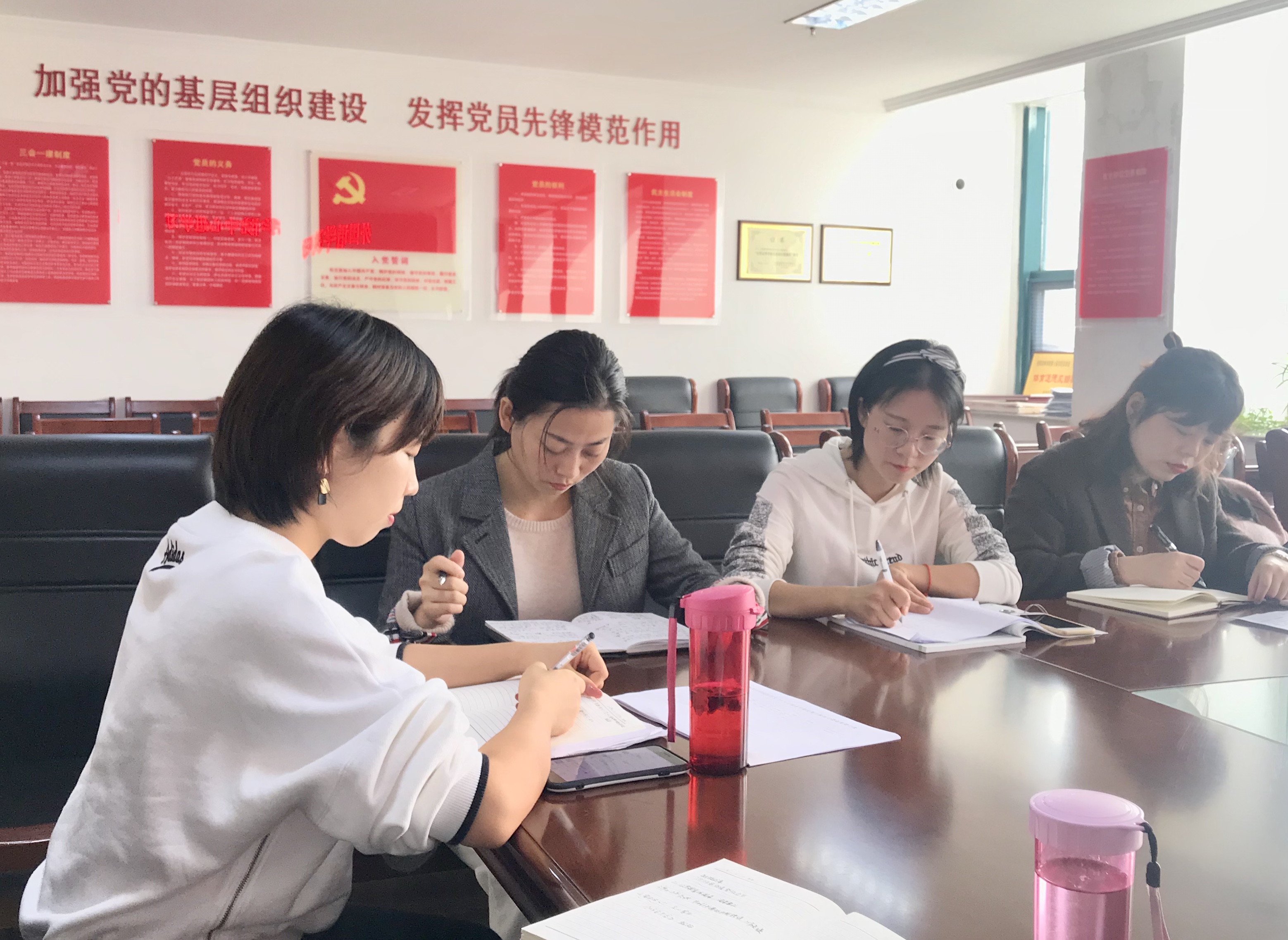 国产成人精品一区二区三区