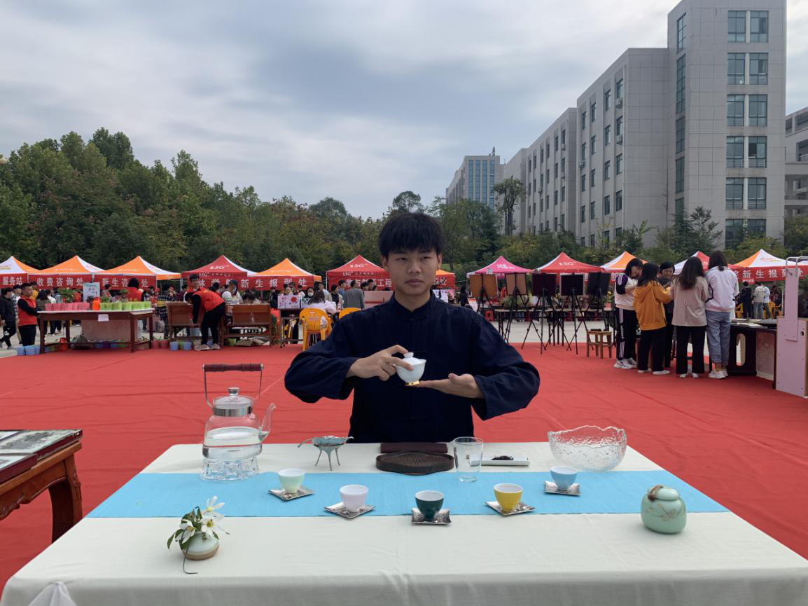 国产成人精品一区二区三区