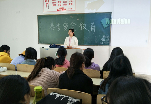 国产成人精品一区二区三区